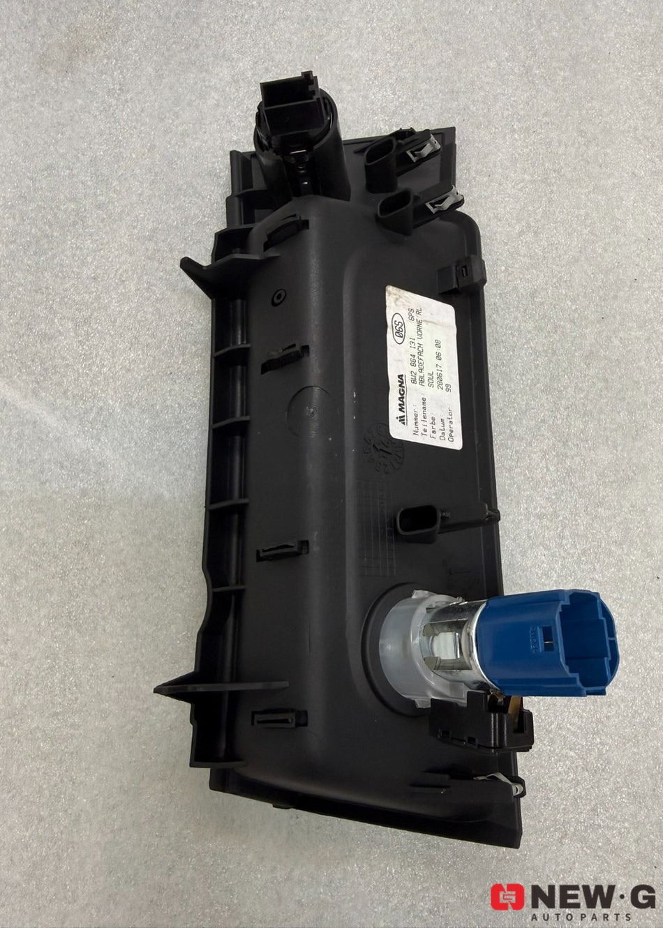 Audi RS4 B9 - Center Console Storage Tray with Start/Stop Button