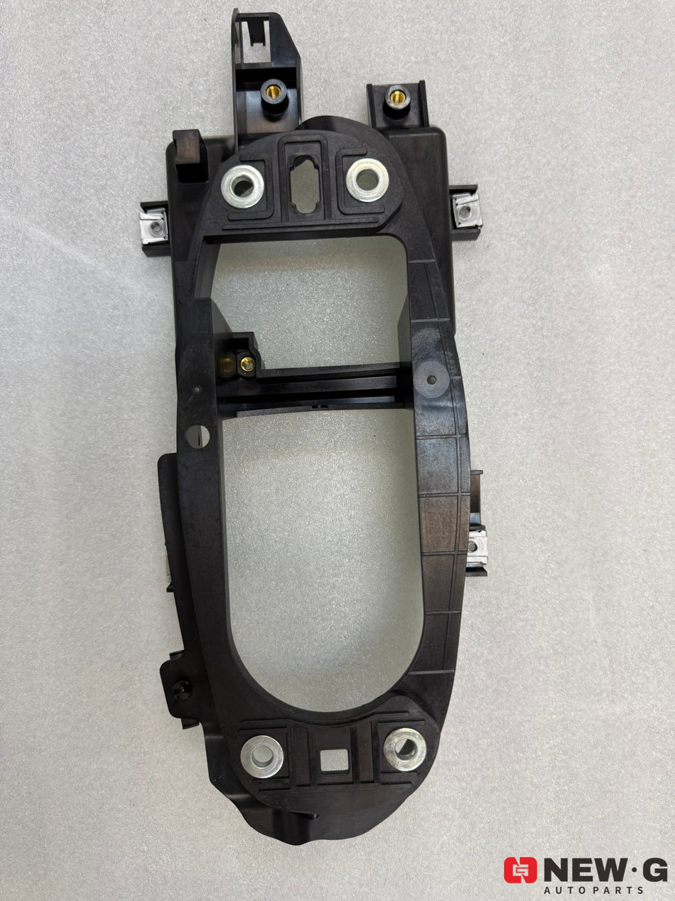 Audi RS4 B9 - Center Console Mount Bracket