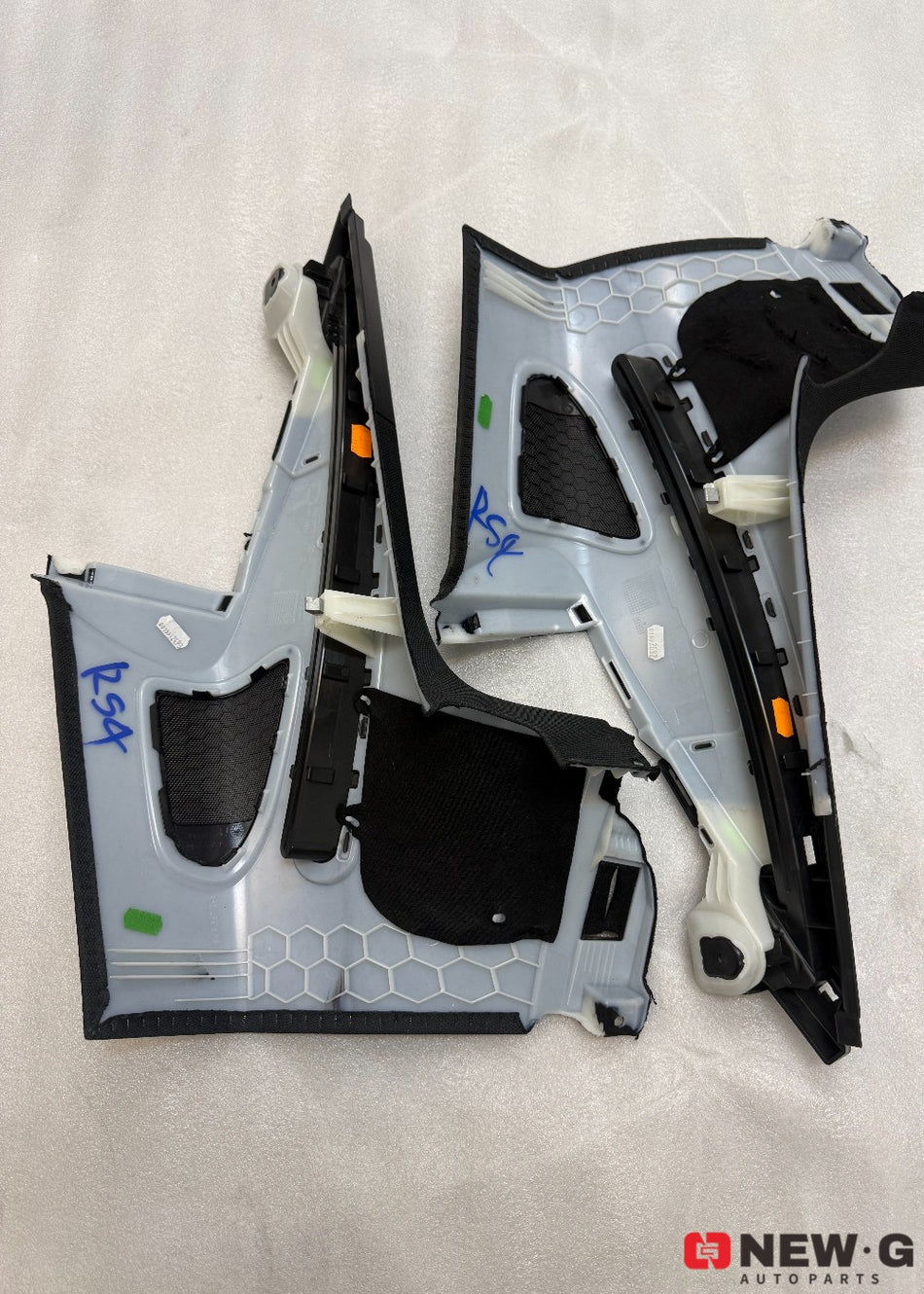 Audi RS4 B9 - D-Pillar Trim Covers