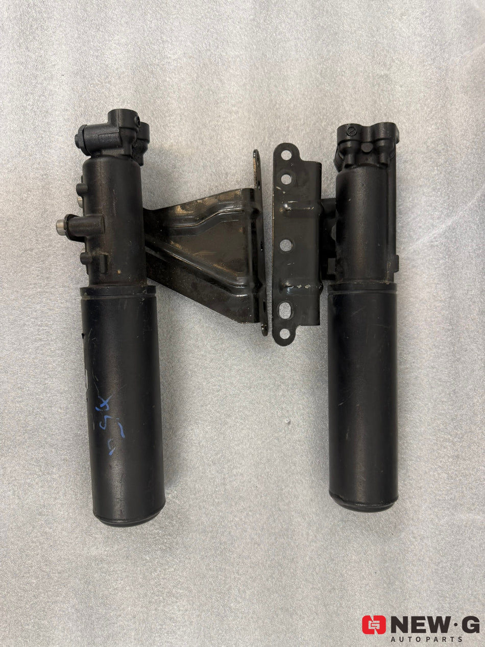 Audi RS4 B9 - Rear Shock Absorbers