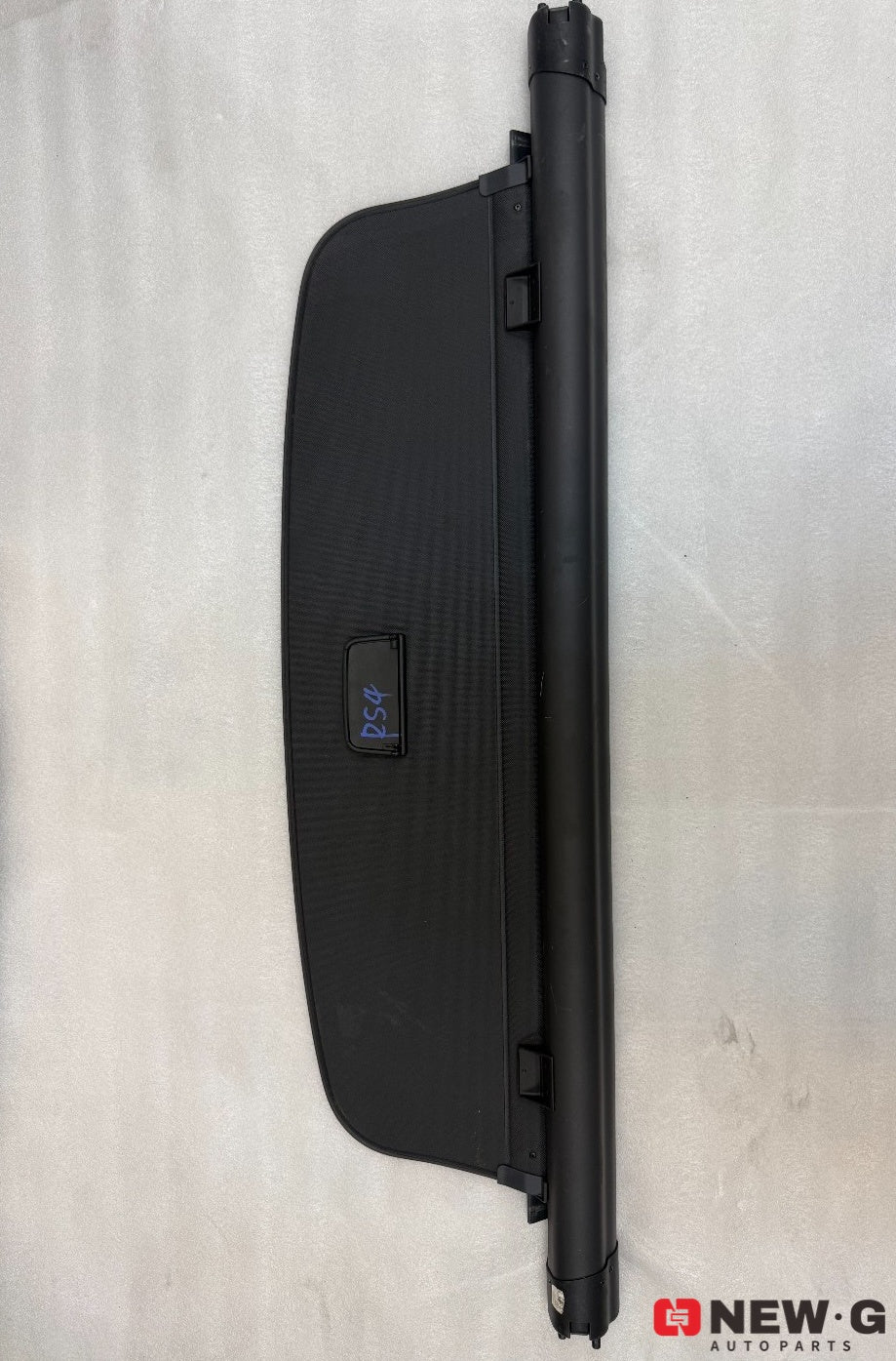 Audi RS4 B9 - Retractable Parcel Shelf Load Cover