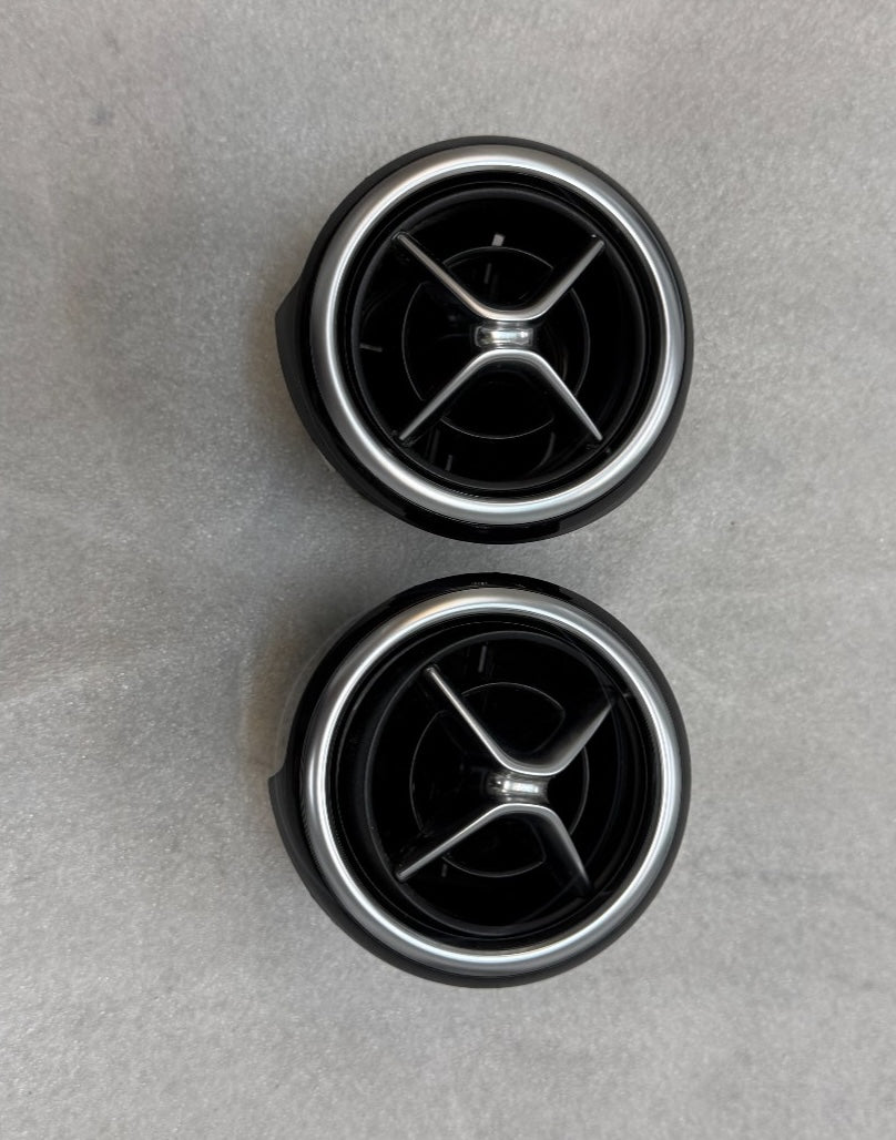 Mercedes-Benz B-Class (W246) - Front Dashboard Air Vent Grilles
