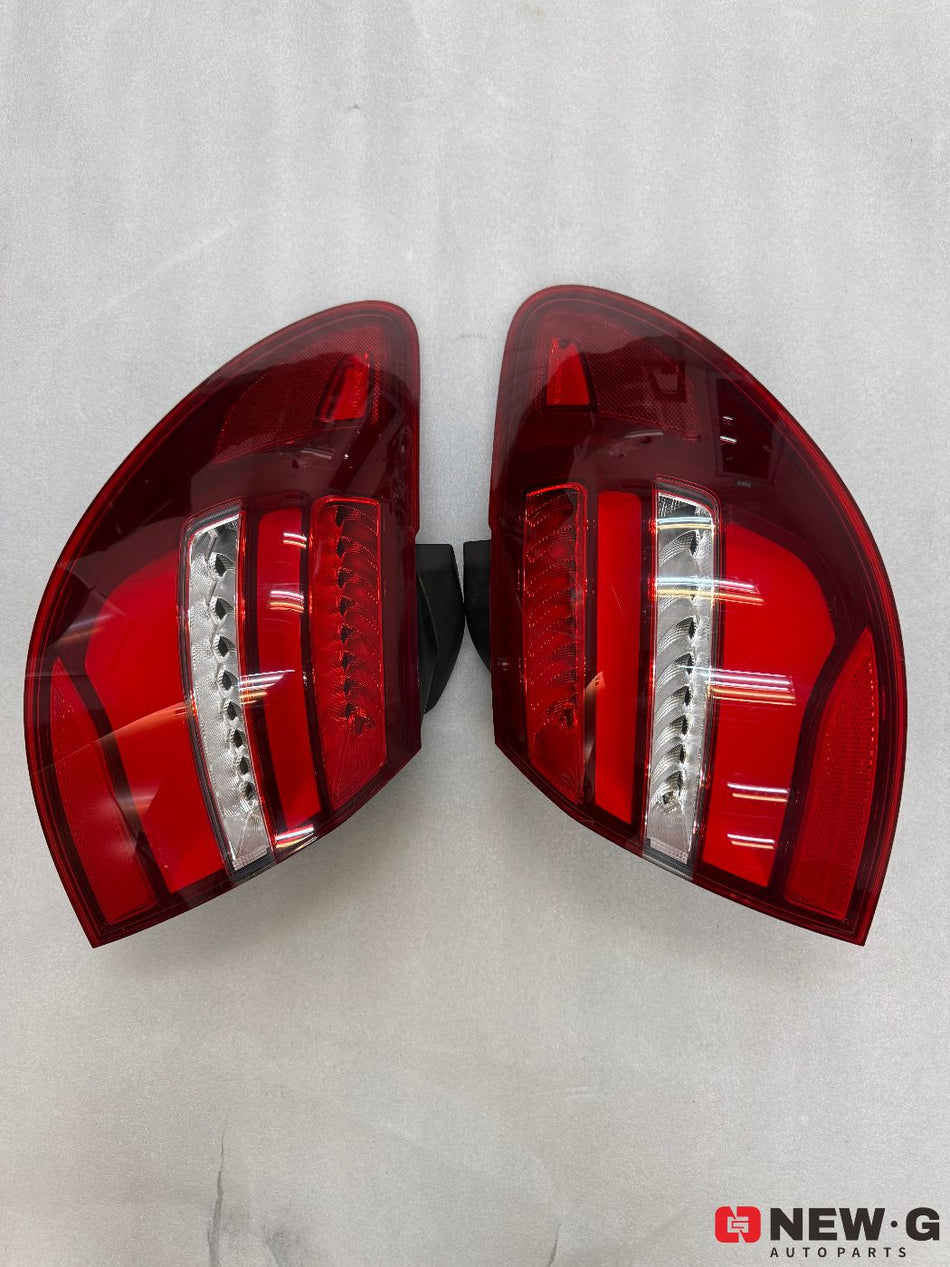Mercedes-Benz B-Class (W246) - Rear Tail Lights