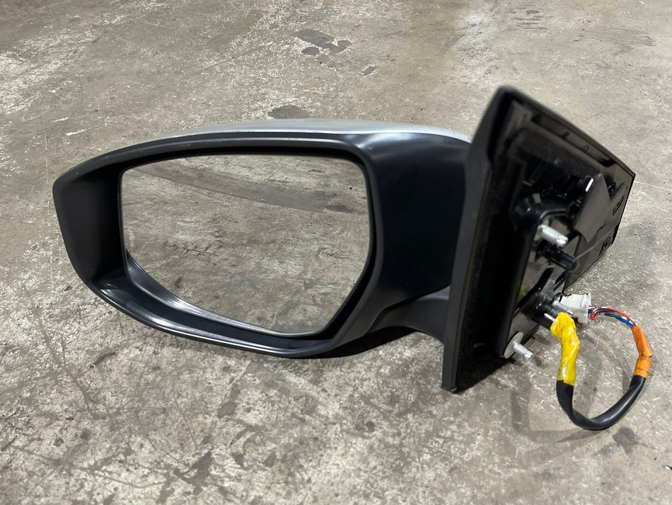Nissan Qashqai J11 door mirror assembly