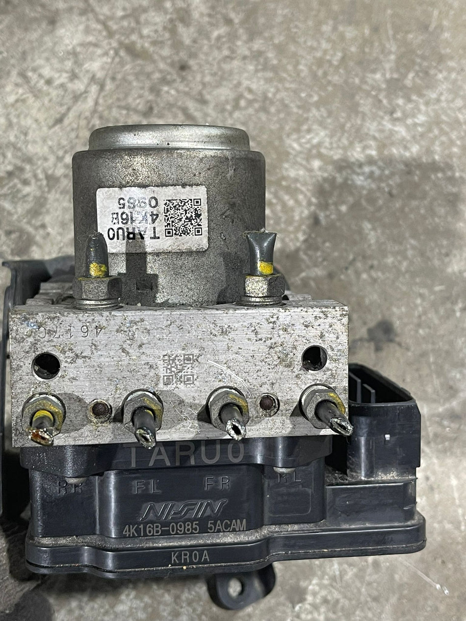 Honda ABS hydraulic pump and VSA (Vehicle Stability Assist) electronic control unit assembly