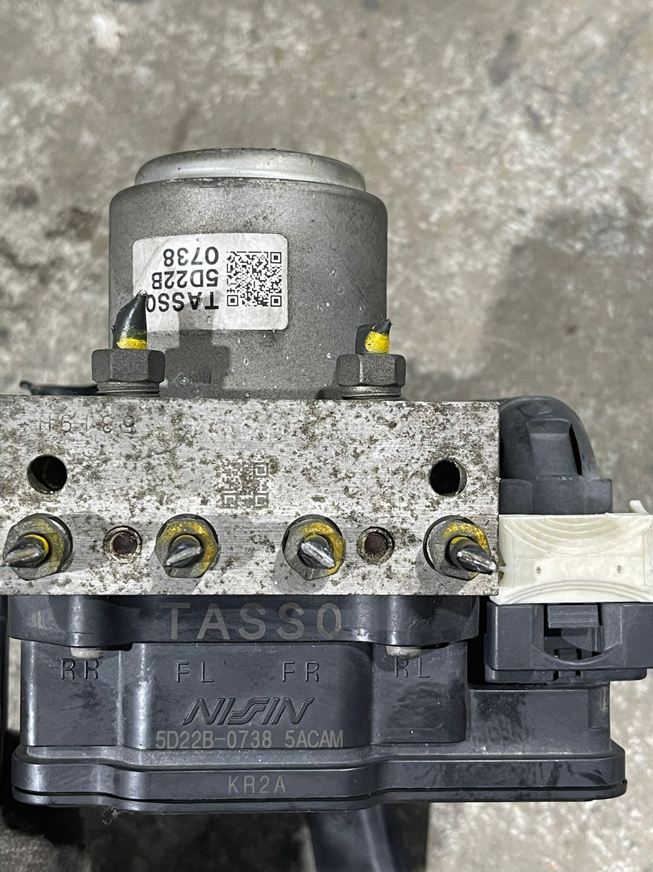 Original Honda Jazz/Fit 4th Gen (GR9/GS1) ABS anti-lock brake modulator pump