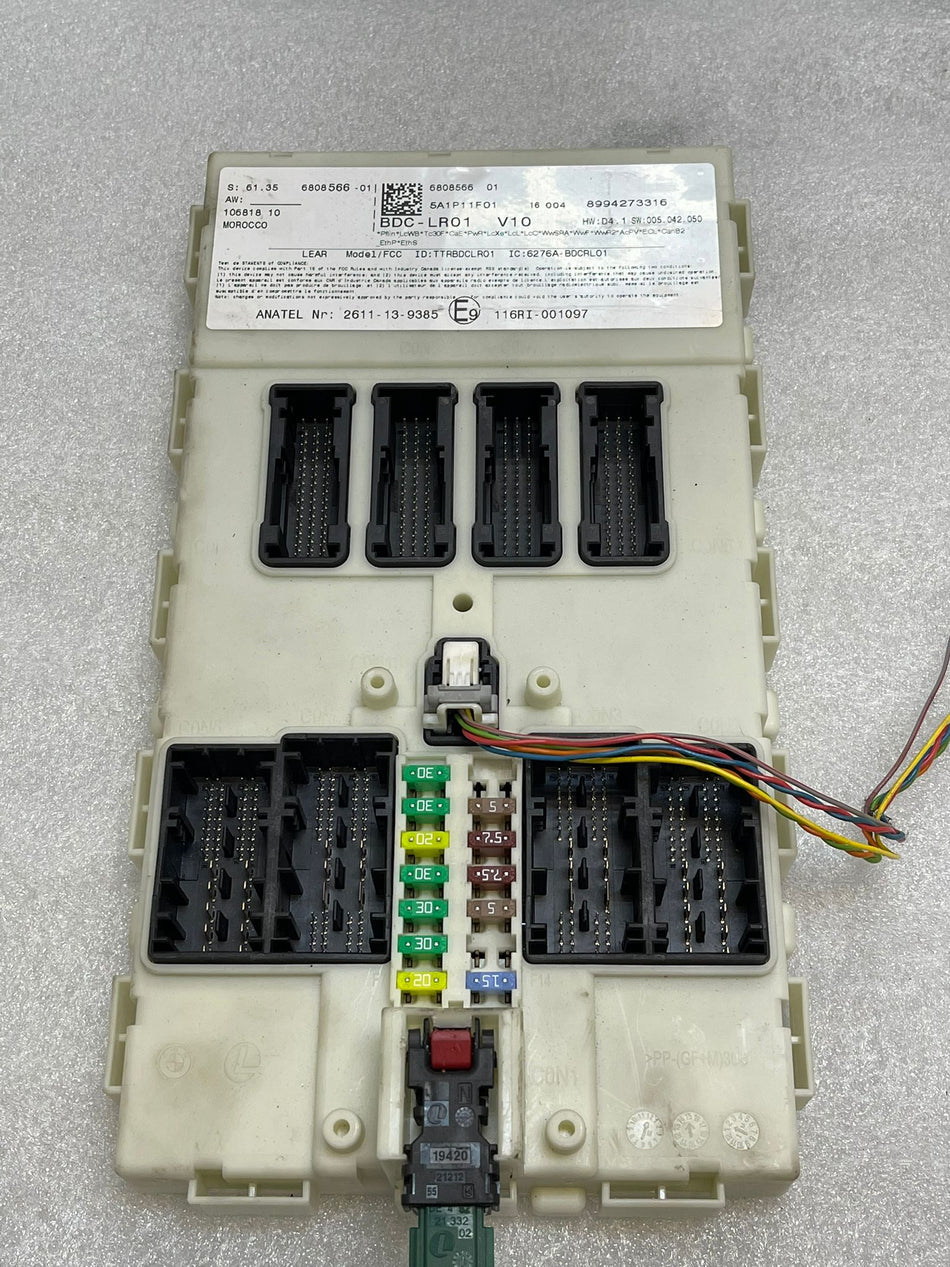 Genuine BMW G30 G11 G12 G01 BDC Body Domain Controller Immobilizer Fuse Box Control Unit (OE: 6808566-01 / 5A1P1F01) - LEAR