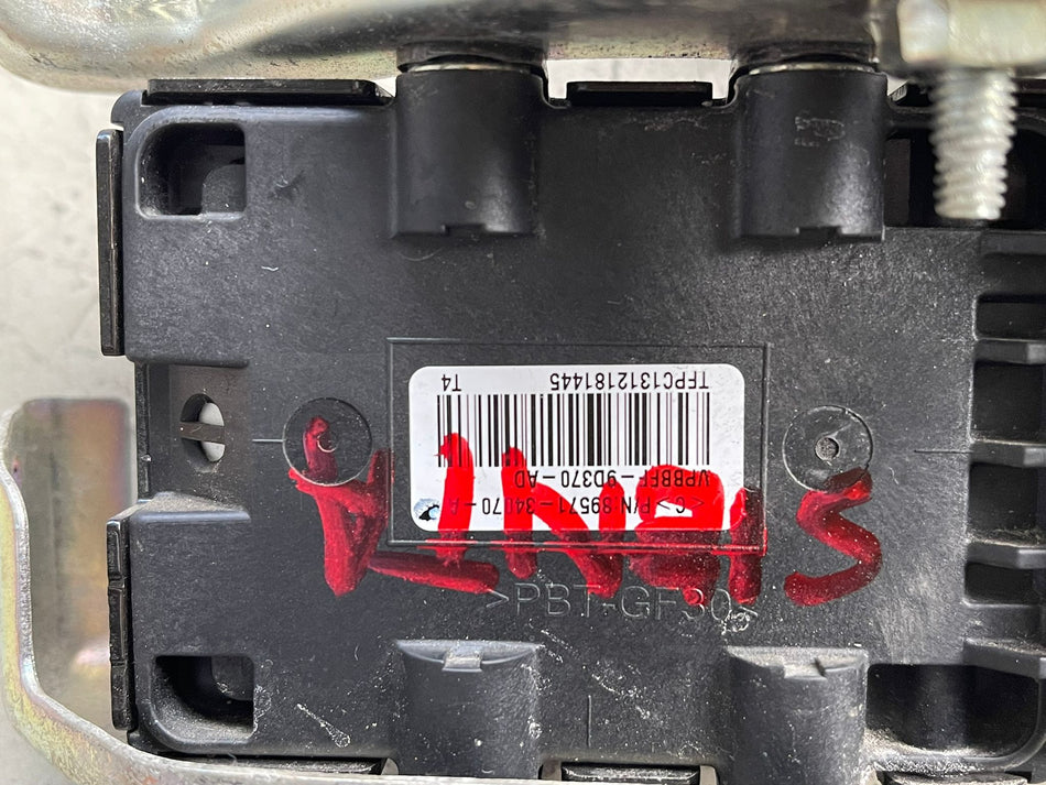 Genuine Toyota Sienta Fuel Pump Driver Control Module ECU (Part No: 89571-34070 / VPBFF-9D370-AD)