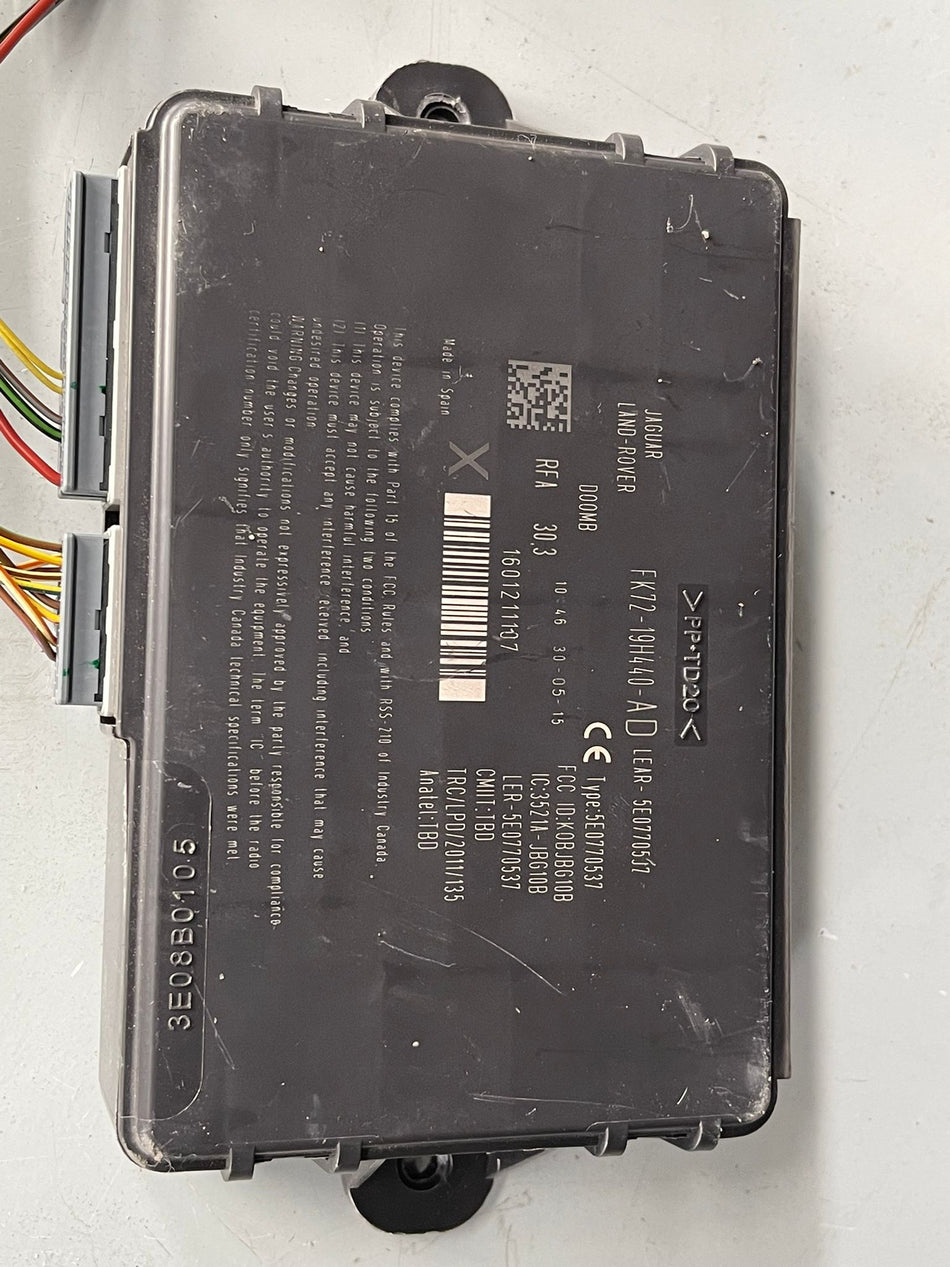 Genuine Jaguar Land Rover RFA Smart Key KVM Control Module ECU LEAR (Part No: FK72-19H440-AD / 5E0770517