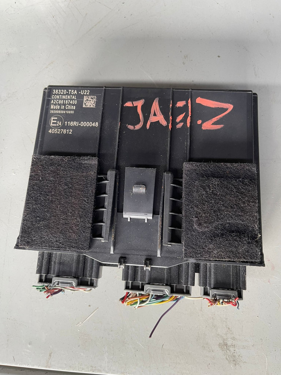 Honda Fit / Jazz GK5 Body Control Module (BCM)