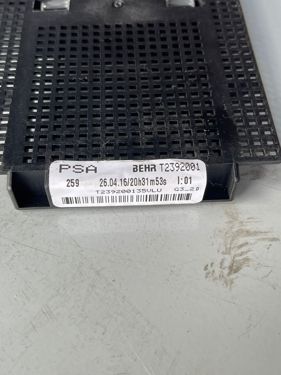 PSA Peugeot Citroën cabin climate automation controller and blower resistor driver link assembly