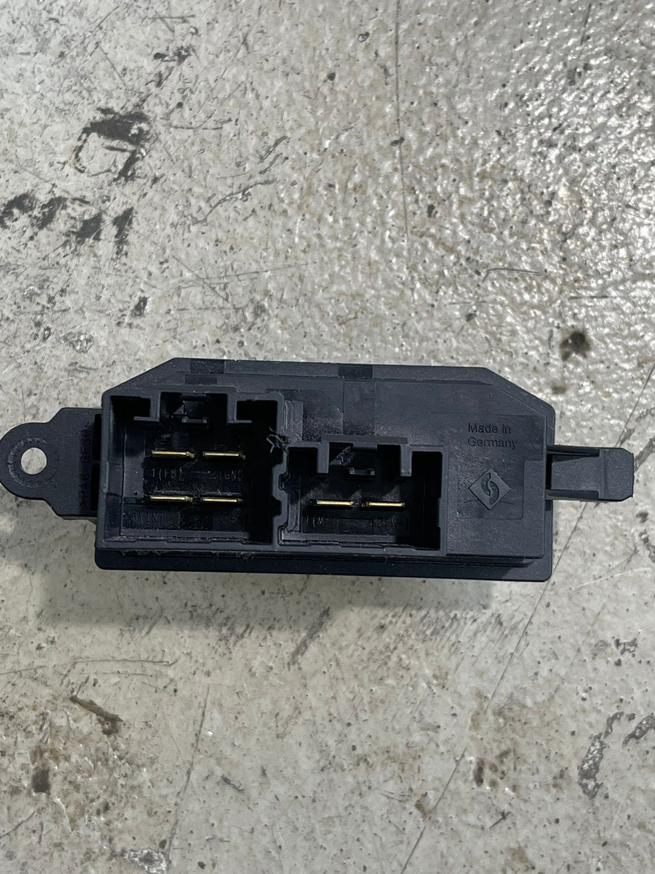 Nissan factory climate control cabin blower fan motor resistor speed controller