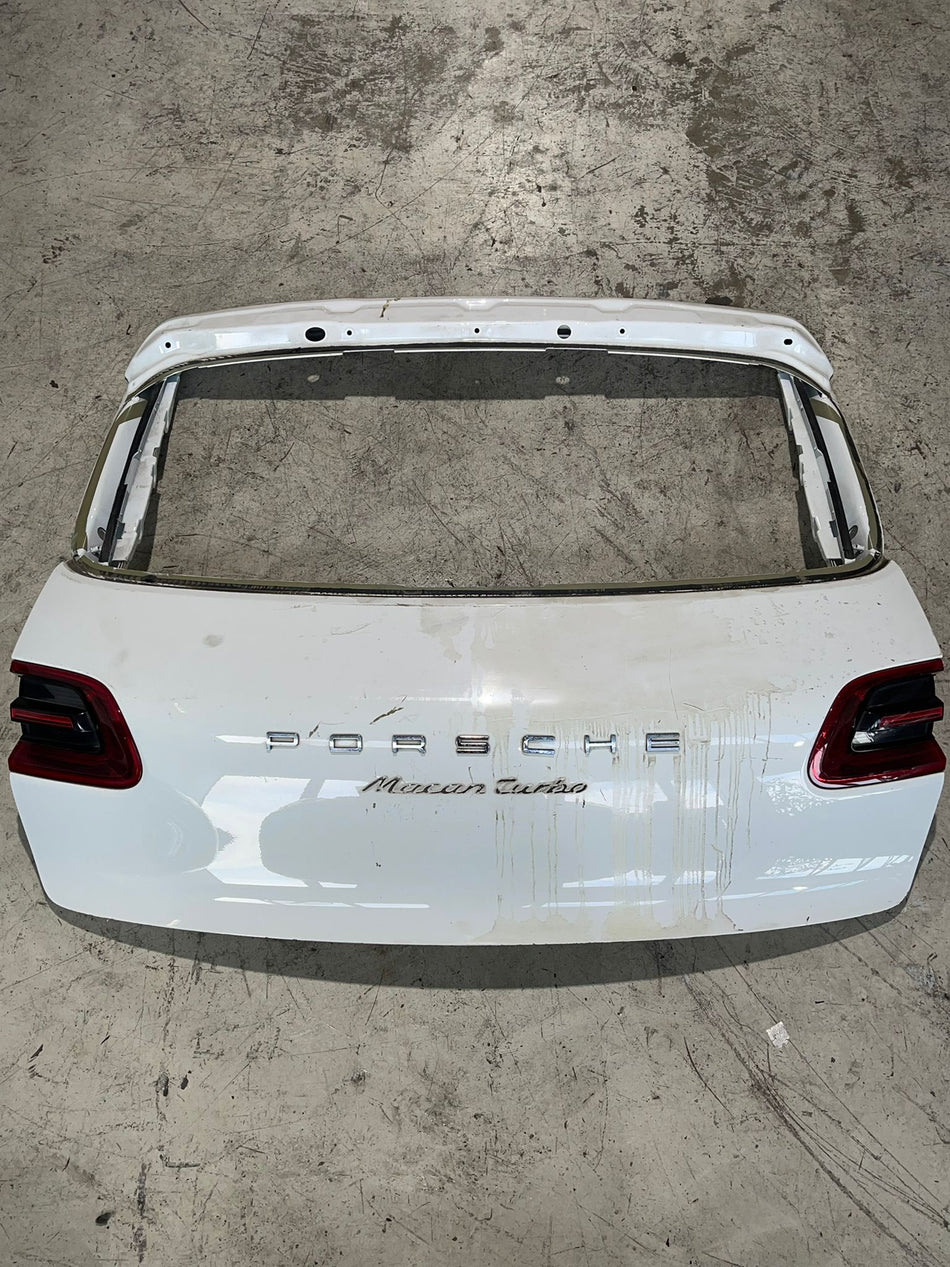Porsche Macan Turbo high-performance edition rear liftgate door assembly