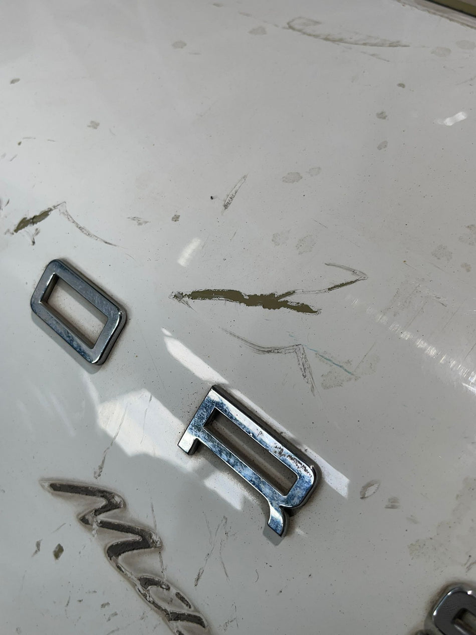 Porsche Macan Turbo high-performance edition rear liftgate door assembly